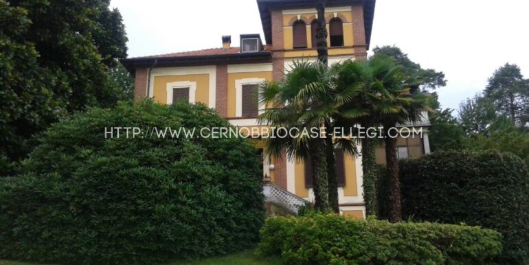 Villa singola Cucciago025